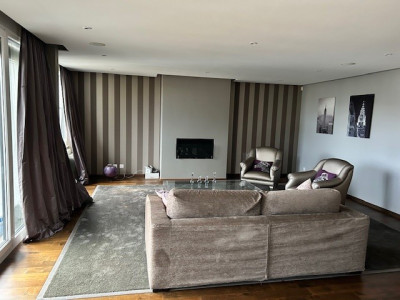 Appartement meublé 6 pièces Av. de la Roseraie 42 image 3