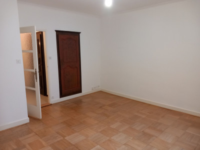 Studio à 2 pas de la Cathédrale  image 3