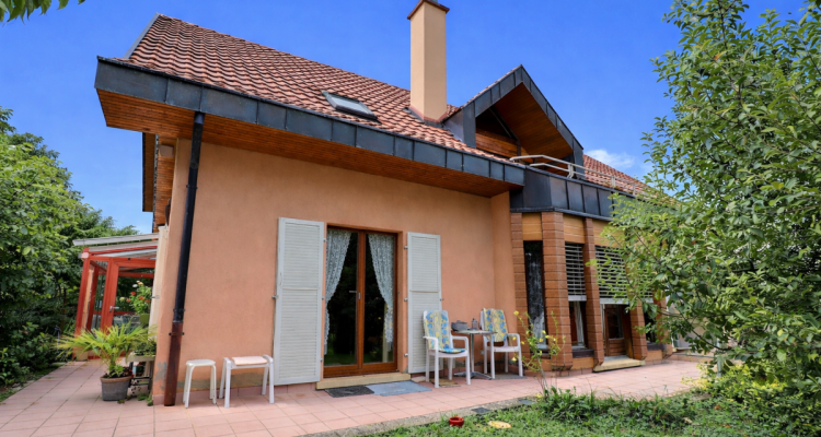 Très grande maison familiale en viager occupé sans rente image 2