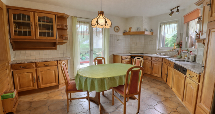 Très grande maison familiale en viager occupé sans rente image 8