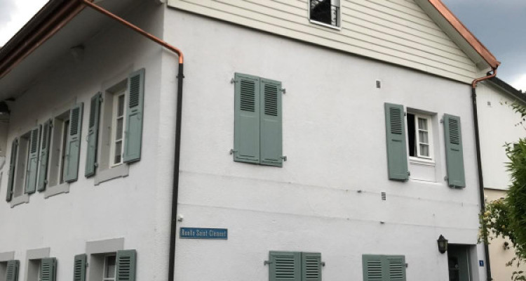 Appartement 5 pièces Duplex situé à Collex  image 2