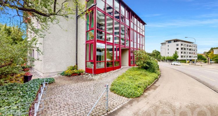 Wohngenuss mit Stil - 4.5-Zimmerwohnung mit Kamin, Terrasse & Loggia image 10
