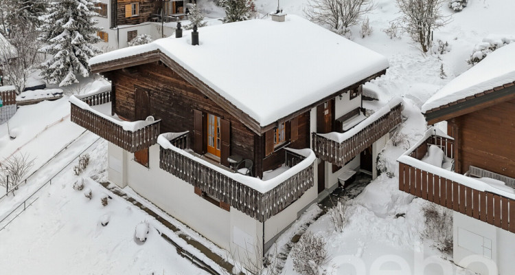Chalet in Grüsch mit direktem Zugang zur Piste image 1