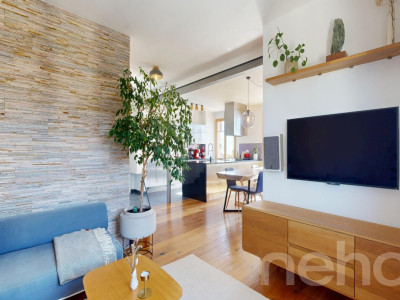 Maison villageoise rénovée de 6 pièces avec jardin au c?ur de Belmont image 4