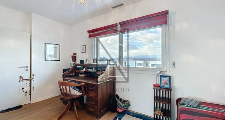 Modern 3.5-Room Apartment in Saint-Sulpice, Suisse image 12