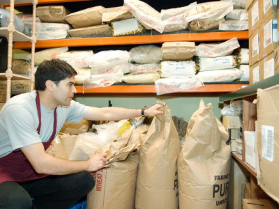 Cave 20m² à vendre – Centre Montreux – Ascenseur – CHF 60000 image 1