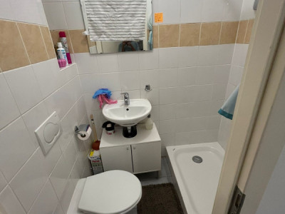 Appartement 2 pièces situé aux Eaux-Vives image 3