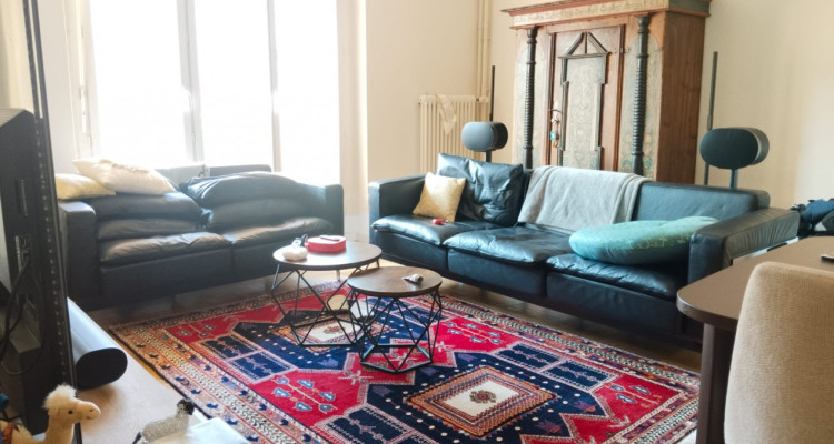 Joli 4 pièces avec balcon à la Servette image 2