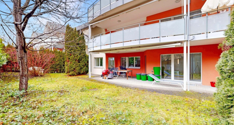 Moderne 4.5-Zimmer Gartenwohnung in Egg bei Zürich image 1