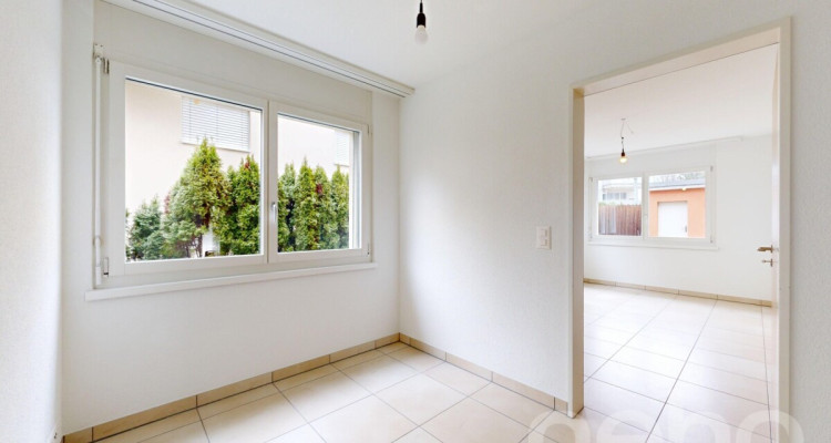 Moderne 4.5-Zimmer Gartenwohnung in Egg bei Zürich image 9