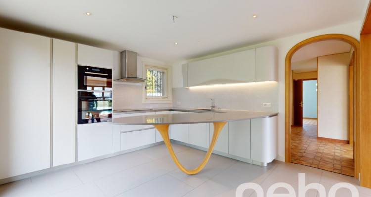 Somptueuse propriété avec vue imprenable sur lac et montagnes image 5