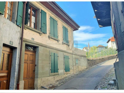 Appartement duplex 6p dans une jolie maison, 2200fr à Moudon image 11