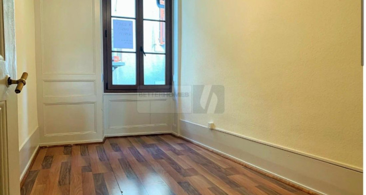 Appartement duplex 6p dans une jolie maison, 2200fr à Moudon image 10