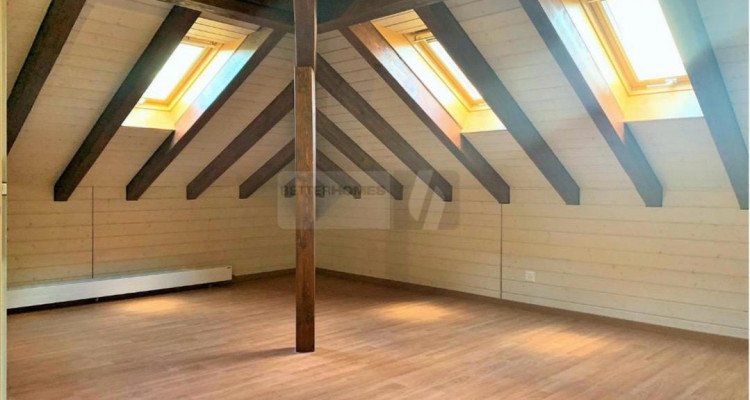 Appartement duplex 6p dans une jolie maison, 2200fr à Moudon image 5