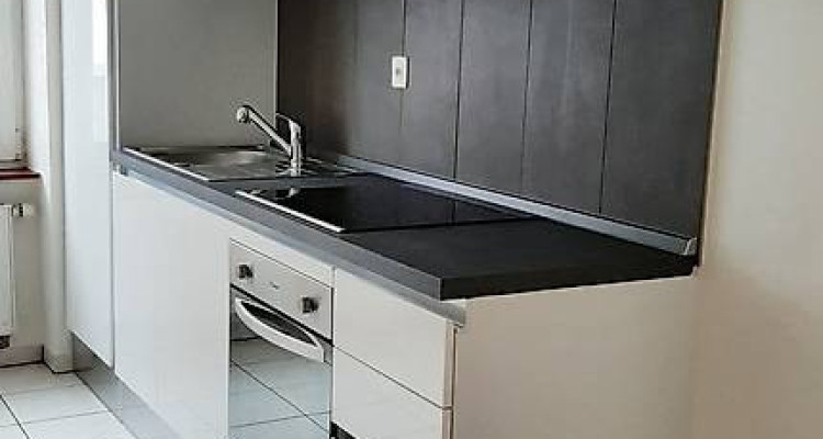 Appartement 4,5p Le Locle à 1175fr image 3