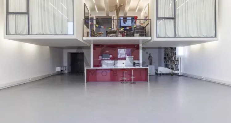 Loft de 395 m² avec Terrasse Privative à Proximité de Pont-Rouge image 2