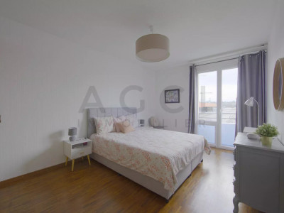 Appartement spacieux et traversant lumineux avec balcons image 8