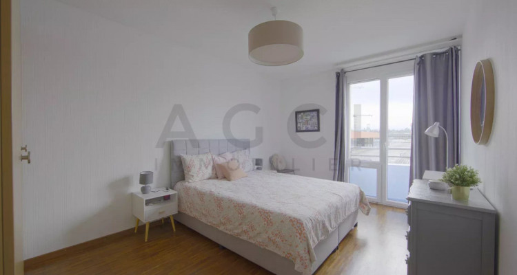 Appartement spacieux et traversant lumineux avec balcons image 8