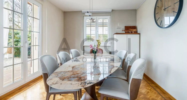 Élégance et Confort : Spacieuse Villa Familiale à Vernier image 3