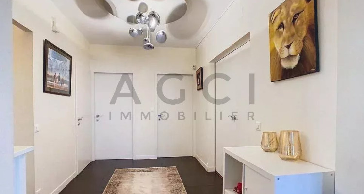 Élégance et Confort : Spacieuse Villa Familiale à Vernier image 10