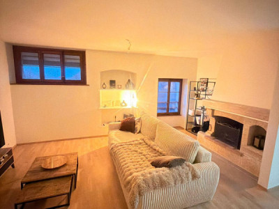 Très joli 4 pièces entièrement rénové en campagne Genevoise image 2