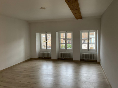 Appartement 5 pièces situé à Cartigny image 1