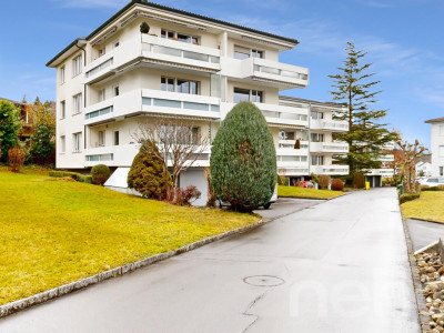 Familienfreundliche Wohnung mit bezauberndem Ausblick auf die Bergwelt image 1
