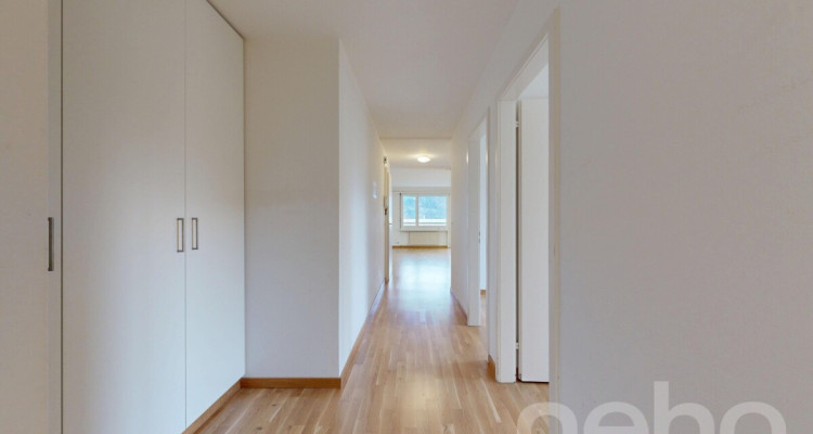 Familienfreundliche Wohnung mit bezauberndem Ausblick auf die Bergwelt image 2