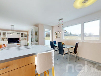 Appartement traversant 3.5p, lumineux avec balcon et vue sur les Alpes image 7