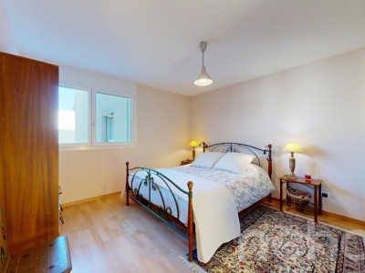 Appartement traversant 3.5p, lumineux avec balcon et vue sur les Alpes image 9