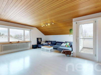 Grosszügige 5.5-Zimmer-Dachwohnung mit Weitsicht an ruhiger Lage image 1