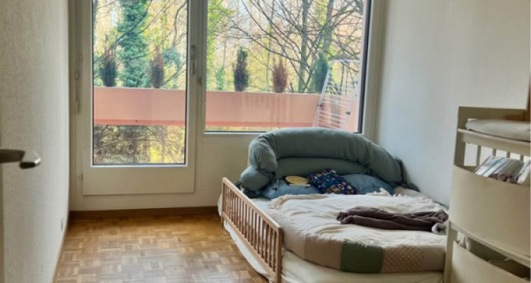 📢 EXCLUSIVITÉ : REPRISE DE BAIL - EAUX-VIVES 5 PIÈCES À SAISIR image 1