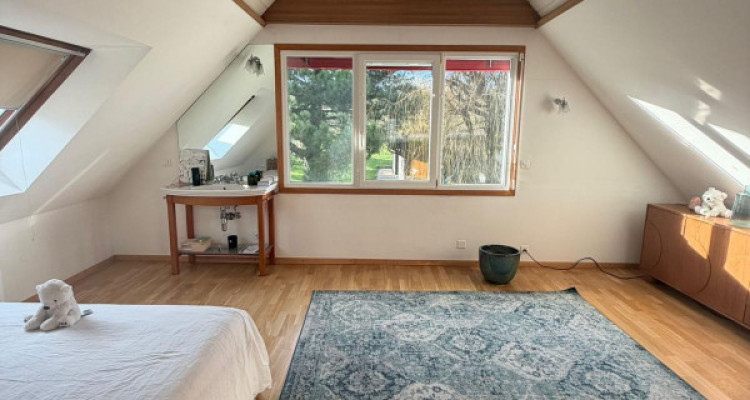 SEMI-EXCLUSIVITÉ : ÉLÉGANTE VILLA FAMILIALE – DULLY image 2