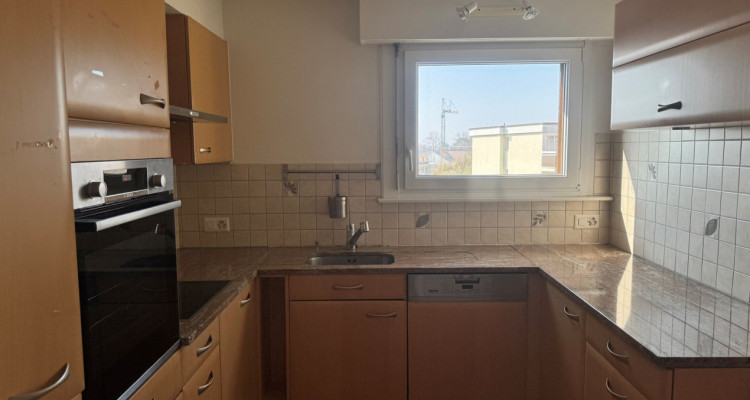 Emplacement idéal au centre ville  image 4