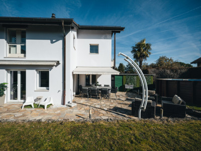 EXCLUSIVITE IMMO2Z : Villa mitoyenne de 5.5 pièces  image 2