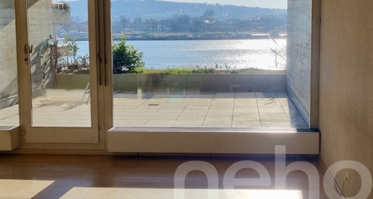 Reihenmittelhaus am Bielersee mit Seewiese zur Mitbenutzung image 3