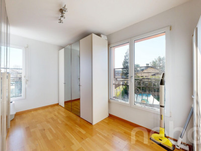 Spacieux appartement familial avec balcons et jardin à St-Prex image 11