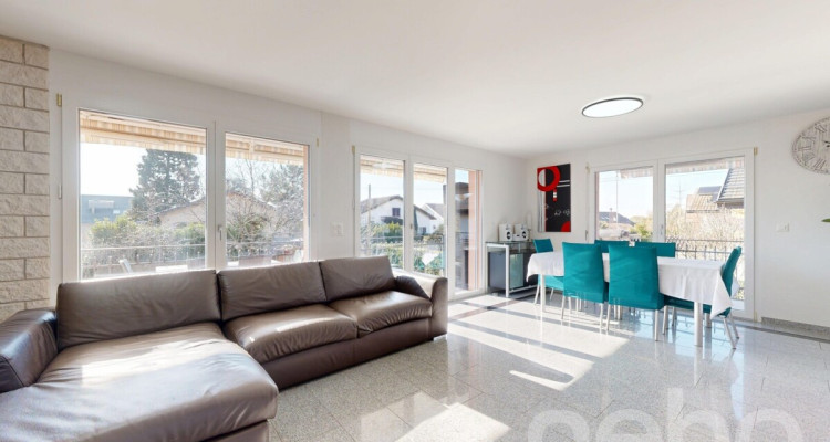 Spacieux appartement familial avec balcons et jardin à St-Prex image 3