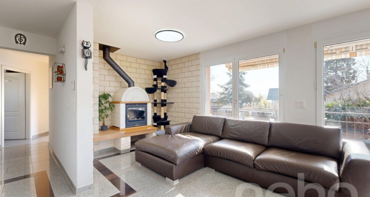 Spacieux appartement familial avec balcons et jardin à St-Prex image 5