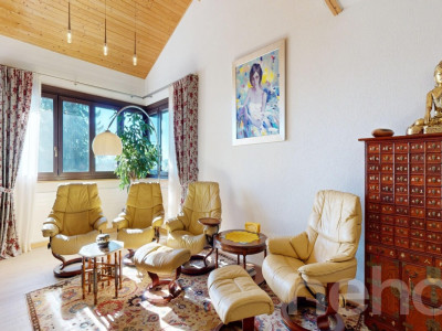 Grande maison individuelle nichée dans un écrin de verdure image 12