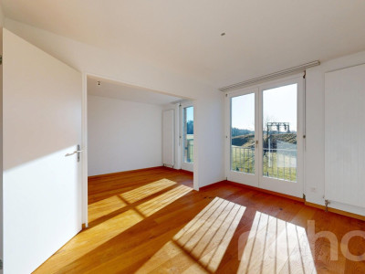 Attraktives 5.5-Zimmer-Reihenmittelhaus mit Blick ins Grüne image 7