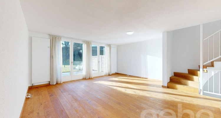 Attraktives 5.5-Zimmer-Reihenmittelhaus mit Blick ins Grüne image 2