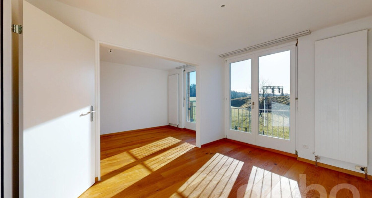 Attraktives 5.5-Zimmer-Reihenmittelhaus mit Blick ins Grüne image 7