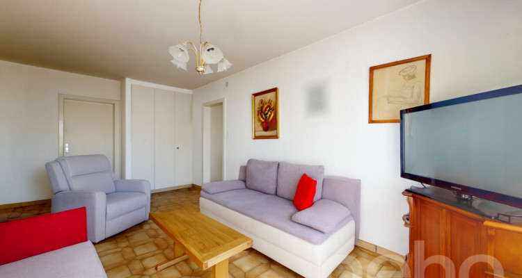 Appartement 3,5 pièces avec chambre indépendante de 20 m² image 1