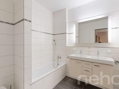 Moderne 3.5-Zimmer-Wohnung mit Westbalkon und zwei Tiefgaragenplätzen image 10