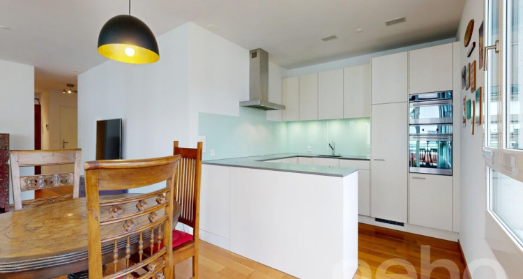 Moderne 3.5-Zimmer-Wohnung mit Westbalkon und zwei Tiefgaragenplätzen image 5