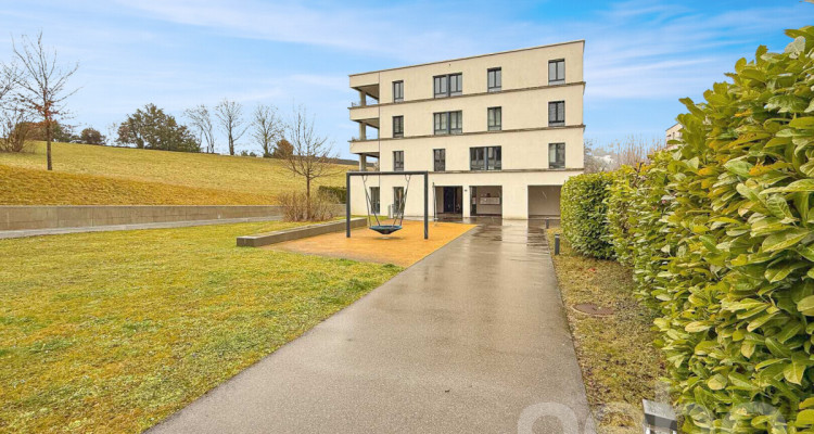 Moderne 3.5-Zimmer-Wohnung mit Westbalkon und zwei Tiefgaragenplätzen image 12