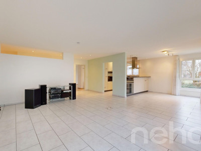 Grosszügige und gepflegte Gartenwohnung an ruhiger Lage image 4