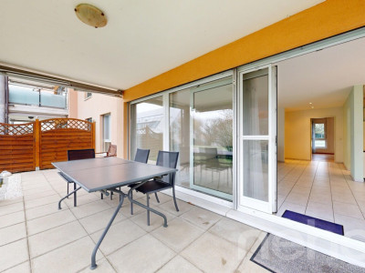 Grosszügige und gepflegte Gartenwohnung an ruhiger Lage image 7