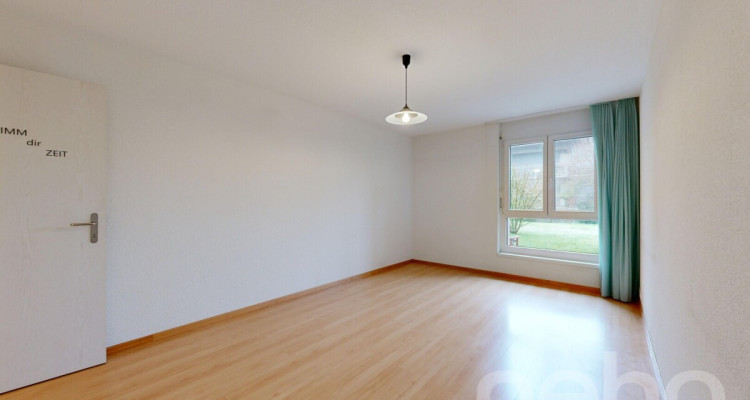 Grosszügige und gepflegte Gartenwohnung an ruhiger Lage image 9